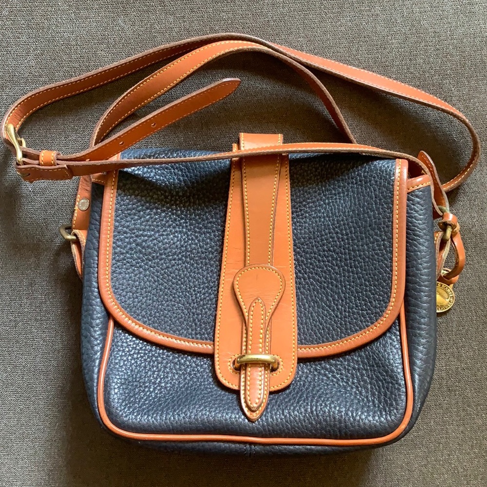 Dooney and Bourke Leather Purse
